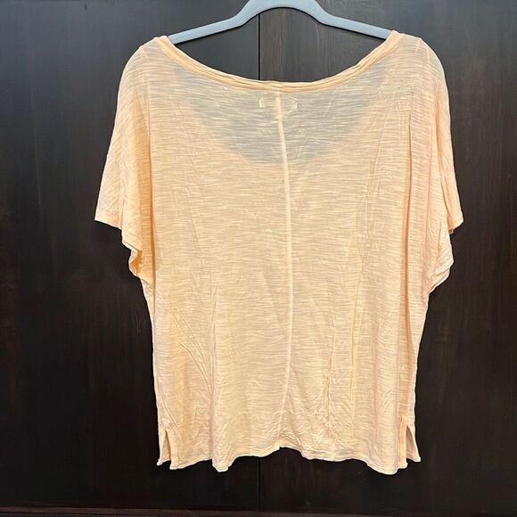 American Eagle Pink Tissue Weight Peach T-Shirt Medium - Picture 2 of 4